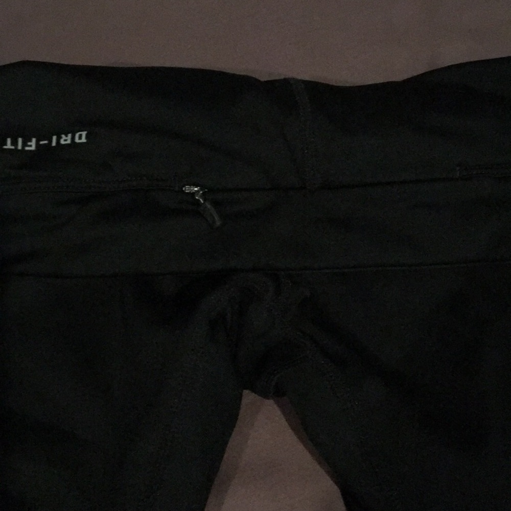 Capris - Picture 5 of 5